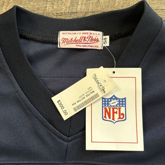 Authentic NWT 1985 Chicago Bears Walter Payton Mitchell & Ness Size 54 - Picture 4 of 7